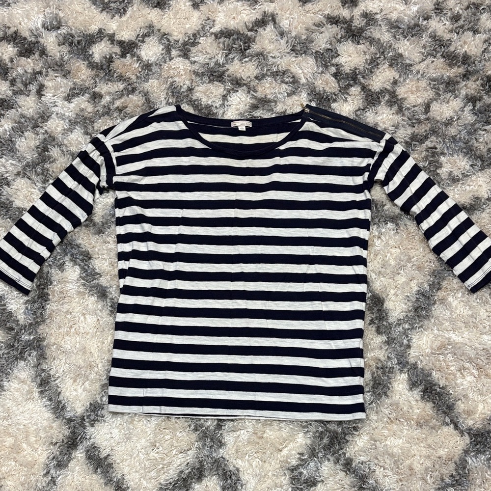 GAP Women's Striped Navy and White Blouse